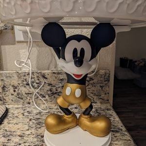 Mickey mouse cake stand